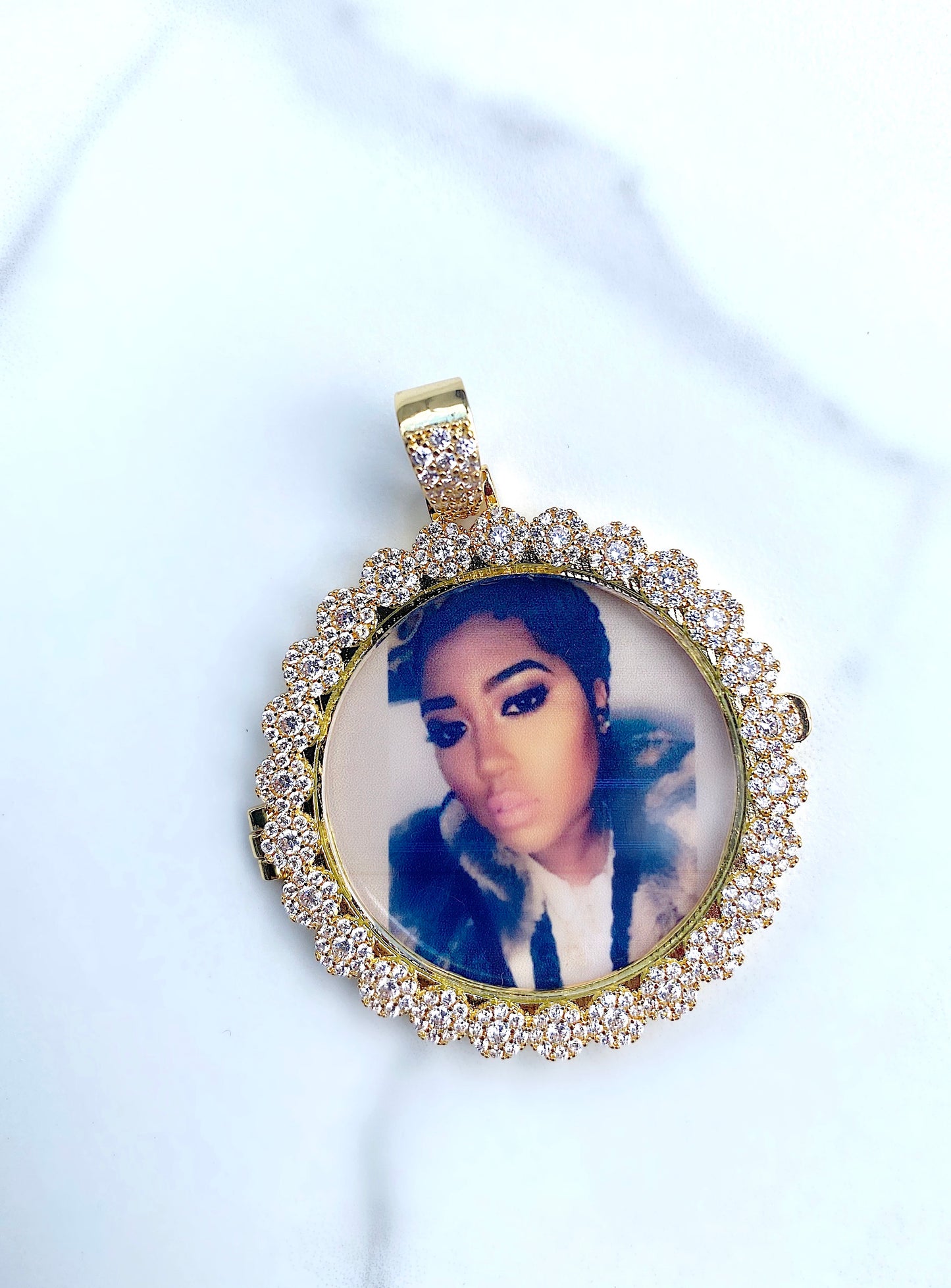 Mega Icy Picture Pendant